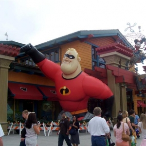 Mr. Incredible outside the WOD store.