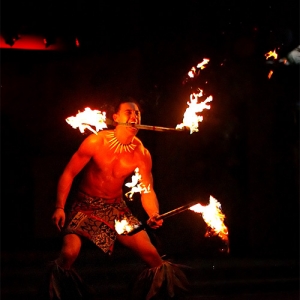 Aloha show - Fire dancer