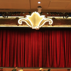 Walt-Disney-Theatre-11