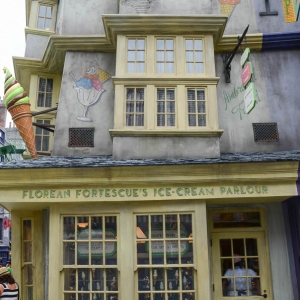 WDWINFO-Universal-Diagon-Alley-Harry-Potter-Florian-Fortescues-Ice-Cream-00