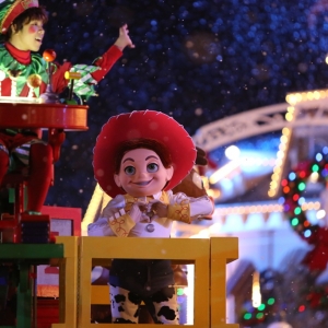 Mickeys-Very-Merry-Christmas-Party-2015-211