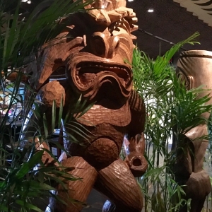 Polynesian-village-dining-01