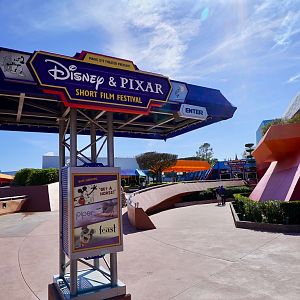 Disney-pixar-short-film-fest-outside-sign2