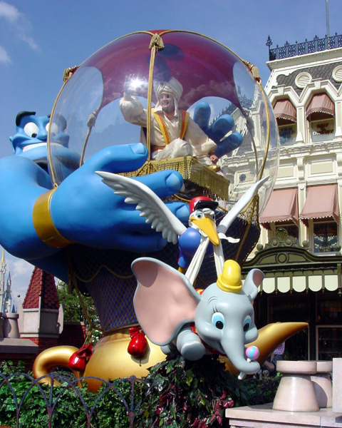 Aladdin in Dream Parade at MK