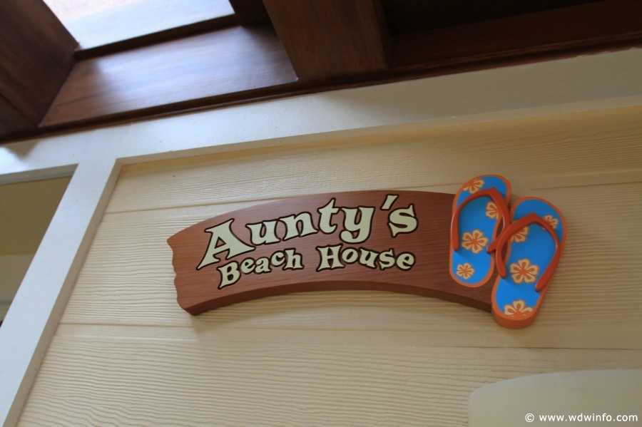 Auntys-Beach-House-12