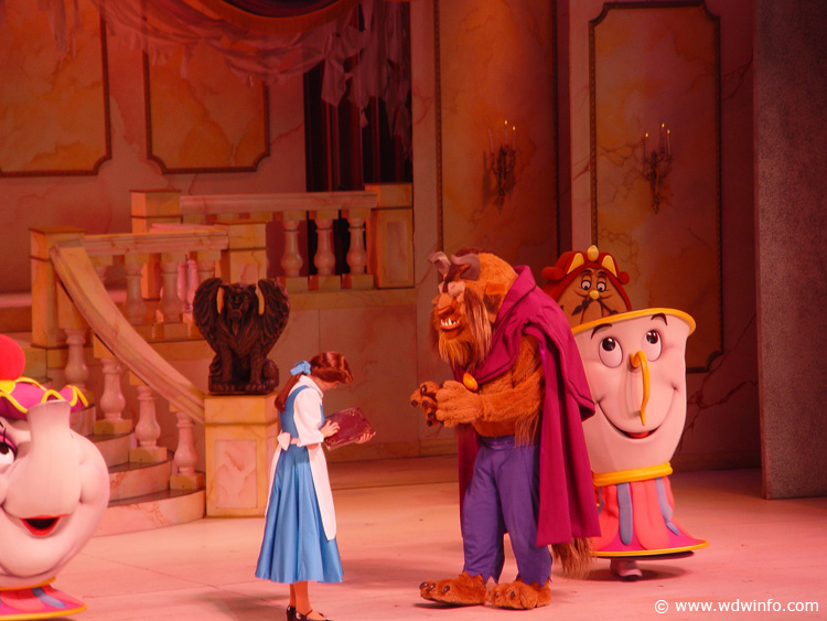 Beauty_and_the_Beast_Stage_Show_15