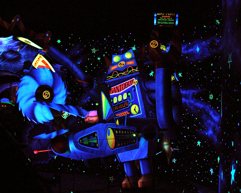 Buzz Lightyear Spin - Shoot the Z's