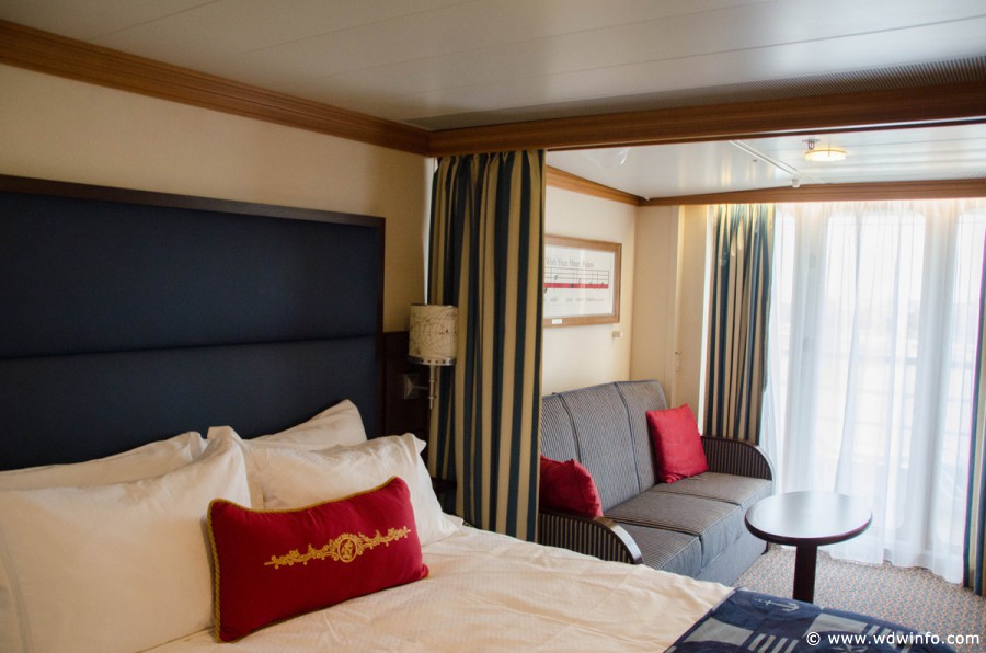 Category-5-Stateroom-001