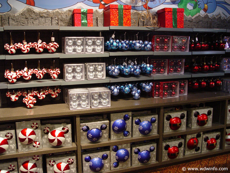 Days_of_Christmas_Store_016