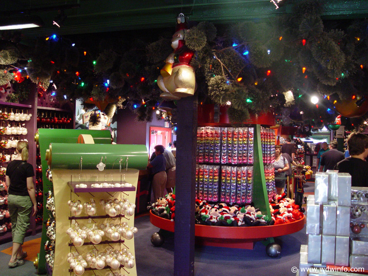 Days_of_Christmas_Store_030