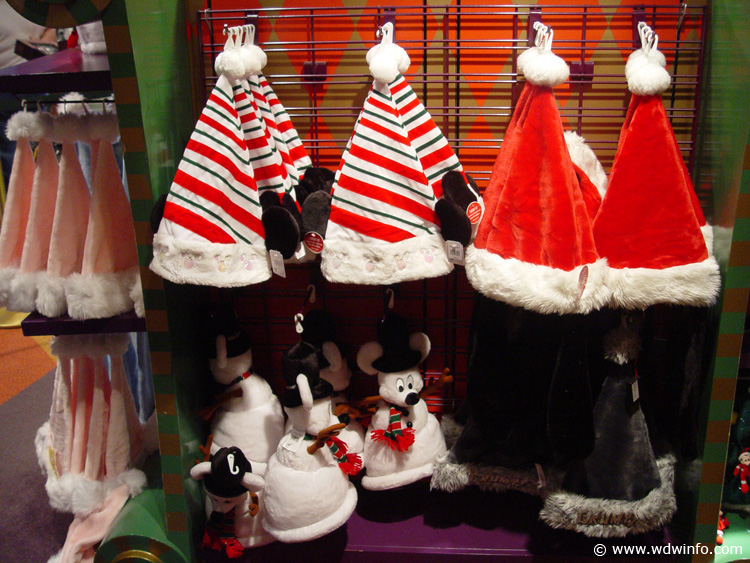 Days_of_Christmas_Store_038