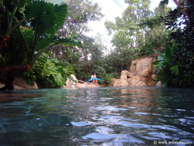Discovery_Cove_Tropical_Pool_02