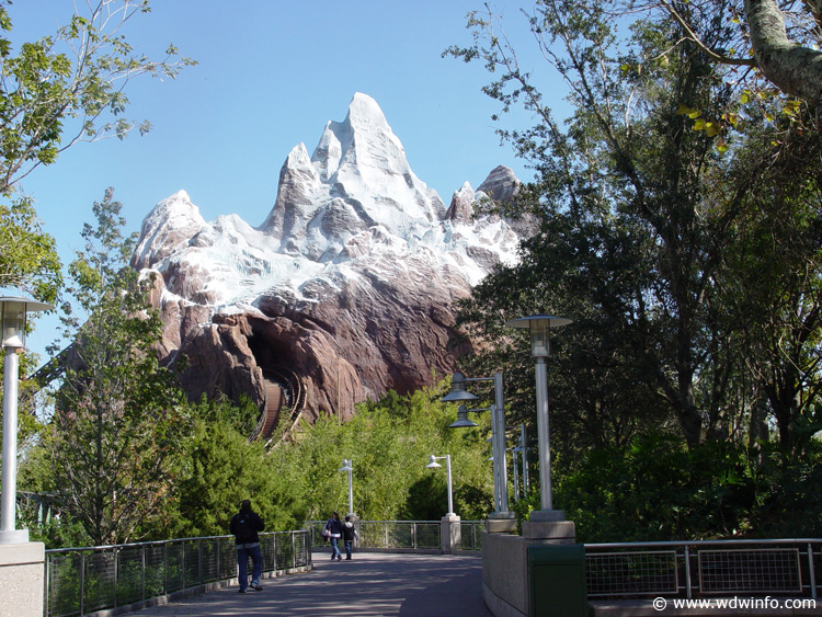 Expedition_Everest_01