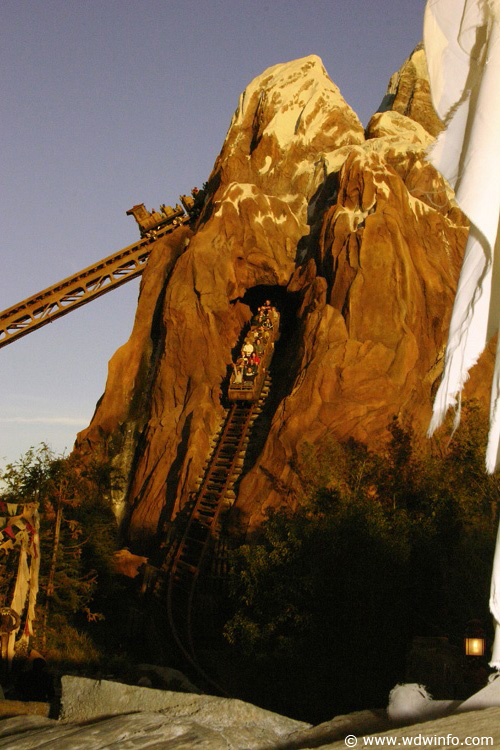Expedition_Everest_08