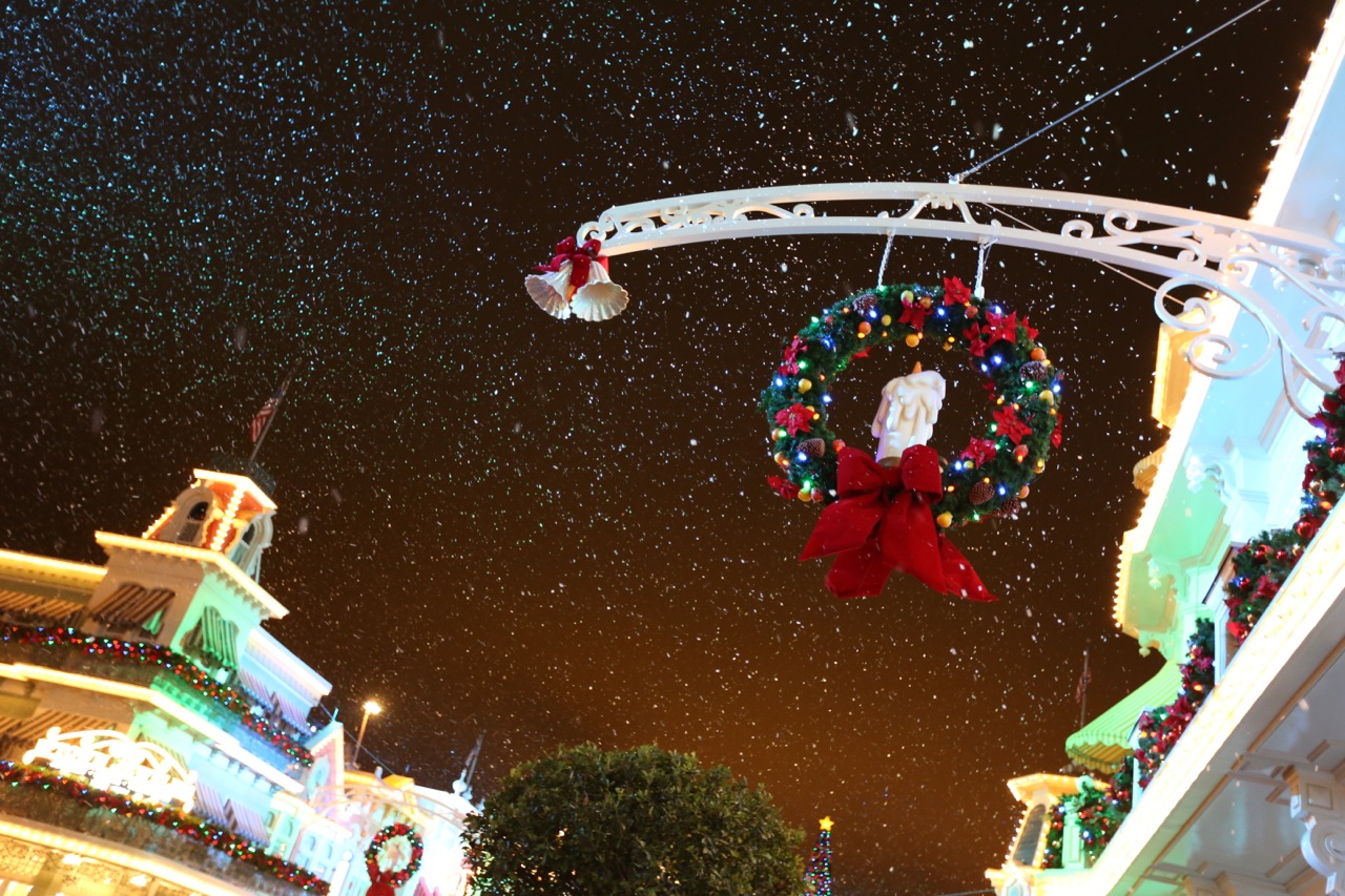 Mickeys-Very-Merry-Christmas-Party-2015-235