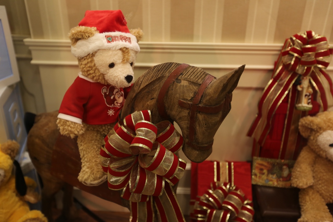 Mickeys-Very-Merry-Christmas-Party-2015-250