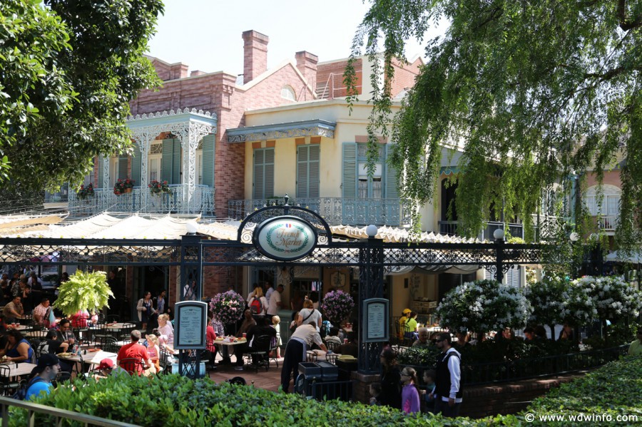 New-Orleans-Square-015