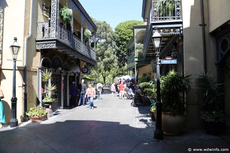 New-Orleans-Square-039