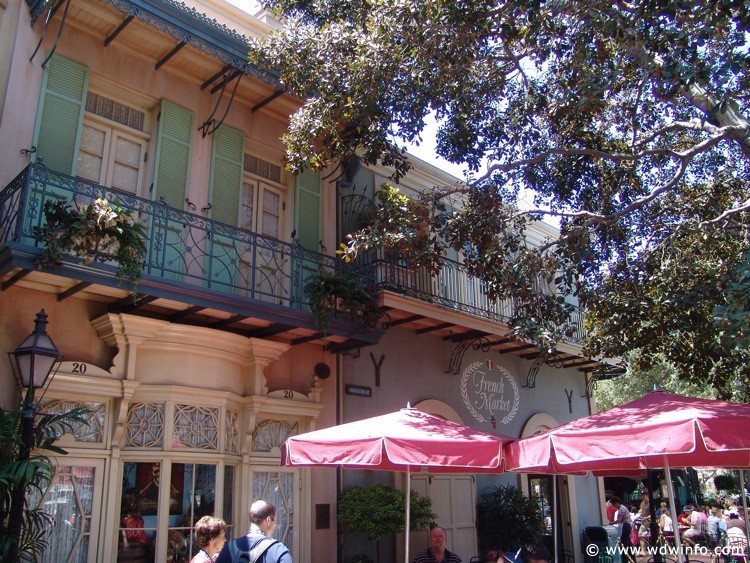 New-Orleans-Square-59