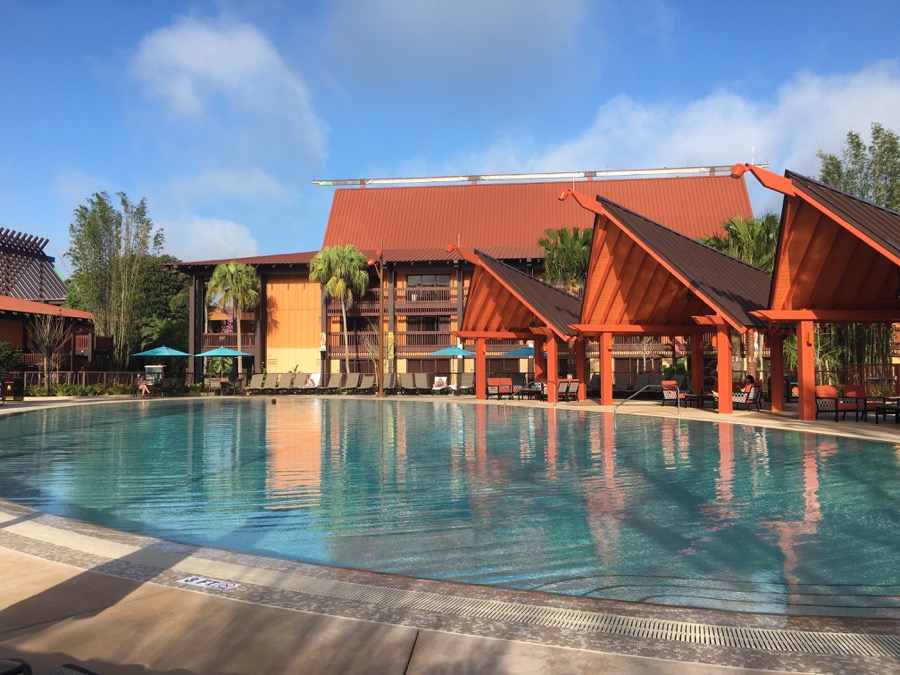 Polynesian-village-quiet-pool-11