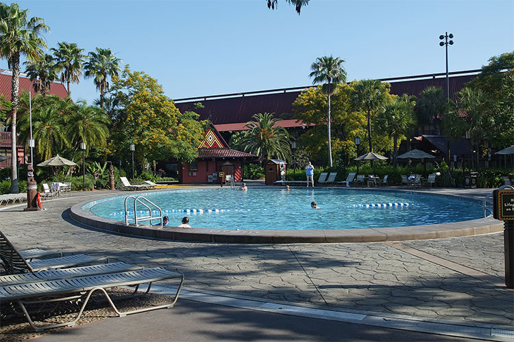 Quiet pool