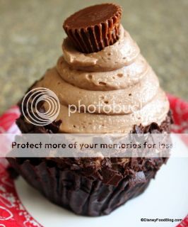 chocolate-peanut-butter-cupcake-at-contempo-cafe.jpg