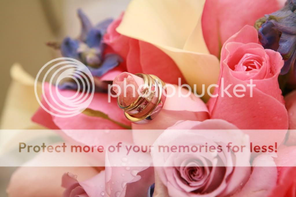 bouquetandrings.jpg