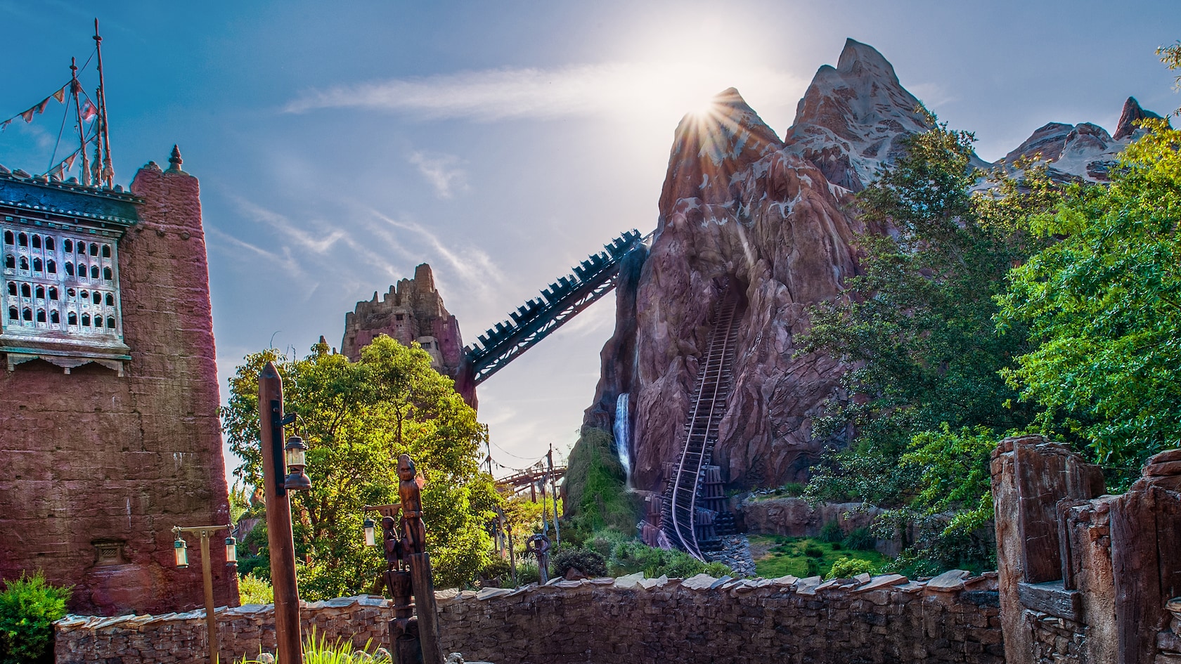 Big Thunder Mountain Railroad vs Expedition Everest | WDWMAGIC - Unofficial  Walt Disney World discussion forums