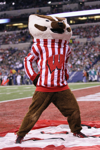 University-of-Wisconsin-Badgers-Bucky-the-Badger-Mascot.jpg